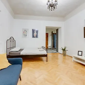 New Moderated školská Appartamento