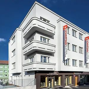 Downtown Belohorska Lägenhet