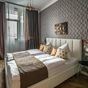 Executive Bright Apt. By Ruterra Appartamento