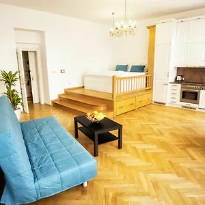 By The Old Town Square Appartement